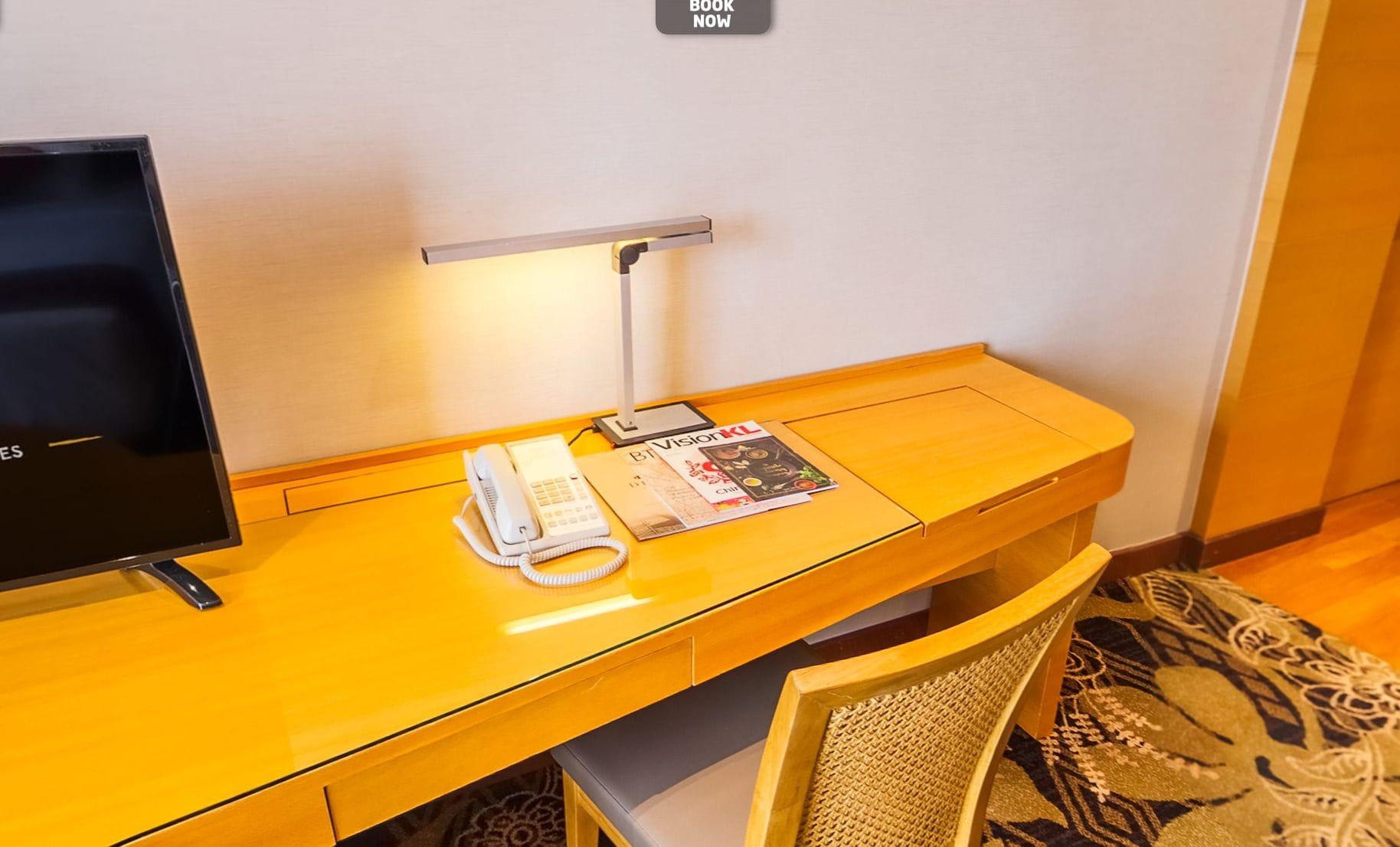 St Giles Gardens Hotel Kuala Lumpur Exterior photo A desk lamp