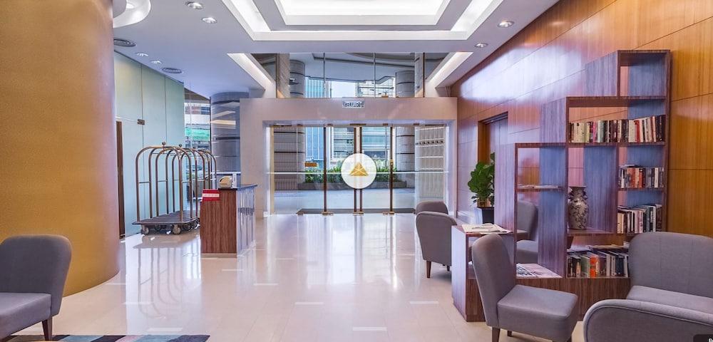 St Giles Gardens Hotel Kuala Lumpur Exterior photo The lobby of the hotel