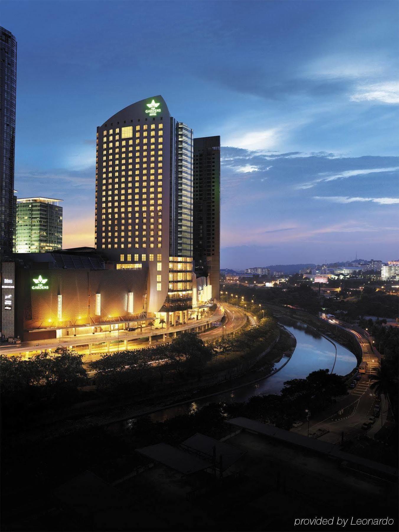 St Giles Gardens Hotel Kuala Lumpur Exterior photo The Berlian Hotel